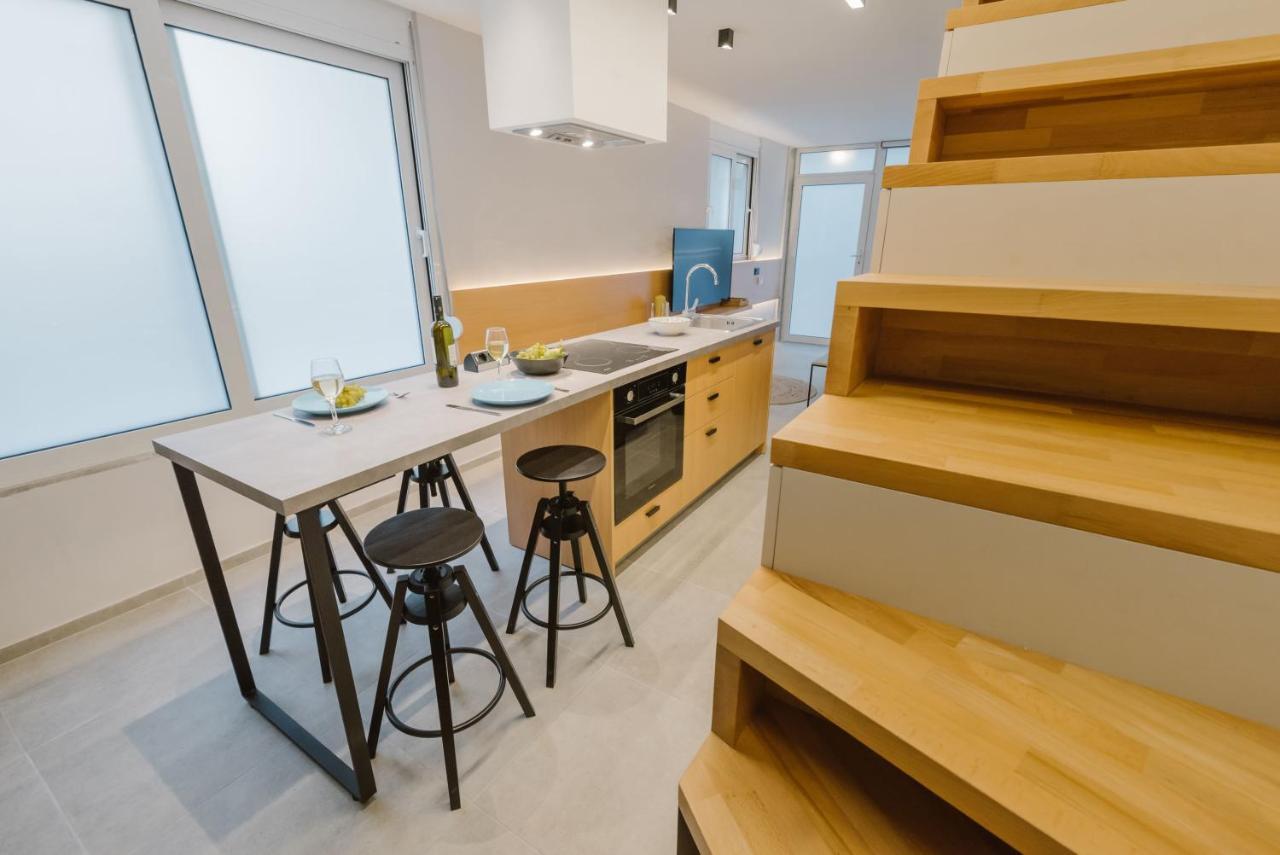 Rhodes City Manolis Loft Apartment, Rhodes Town מראה חיצוני תמונה